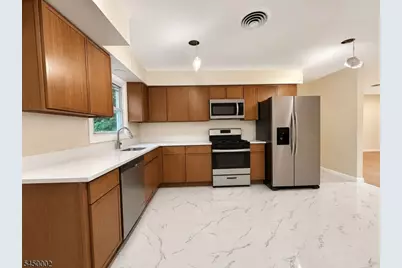 28 Carr St #2, Pompton Lakes, NJ 07442 - Photo 7