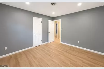 28 Carr St #2, Pompton Lakes, NJ 07442 - Photo 11