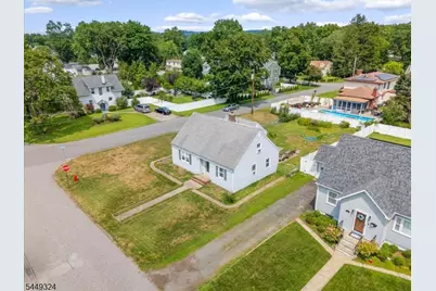 42 2nd St, Pequannock Township, NJ 07440 - Photo 5