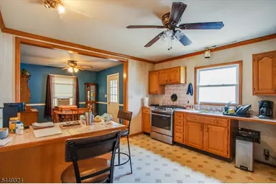 42 2nd St, Pequannock Township, NJ 07440 - Photo 9