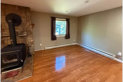 35 Oakdale Rd, Parsippany, NJ 07834 - Photo 9