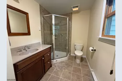 35 Oakdale Rd, Parsippany, NJ 07834 - Photo 21