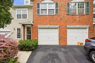 18 Clark Ct, Bernards Township, NJ 07920 - Photo 1
