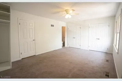 1304 Washington Cmn, Hillsborough Township, NJ 08844 - Photo 15