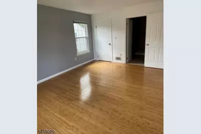 53 Taylor Dr, Franklin Township, NJ 08823 - Photo 15