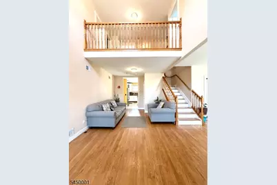 33 Livingston Ave, Woodbridge Township, NJ 07001 - Photo 3