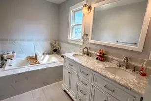 33 Livingston Ave, Woodbridge Township, NJ 07001 - Photo 29