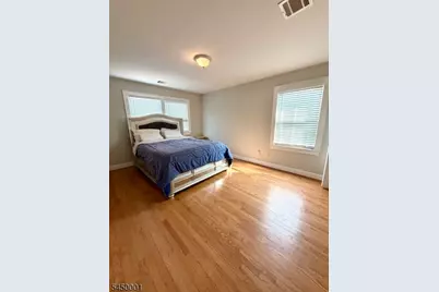 33 Livingston Ave, Woodbridge Township, NJ 07001 - Photo 35