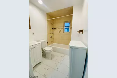 17 Chelsea Ave #2, Newark, NJ 07106 - Photo 3
