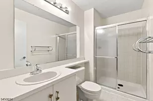 407 Lancaster Ct, Piscataway Township, NJ 08854 - Photo 17