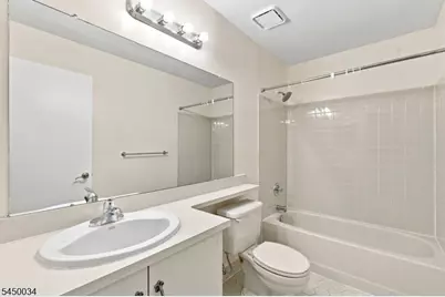 407 Lancaster Ct, Piscataway Township, NJ 08854 - Photo 21