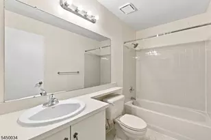 407 Lancaster Ct, Piscataway Township, NJ 08854 - Photo 21