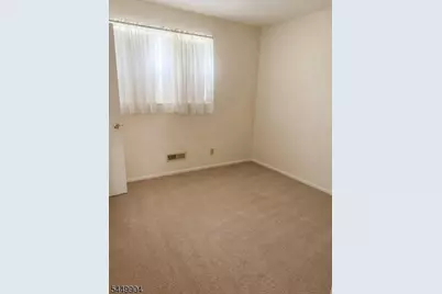 8 Fay Pl, Summit, NJ 07901 - Photo 5