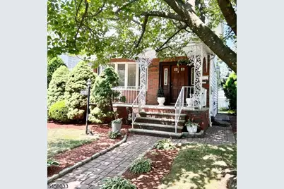 194 Glenwood Rd, Elizabeth, NJ 07208 - Photo 1
