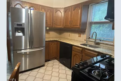 194 Glenwood Rd, Elizabeth, NJ 07208 - Photo 3