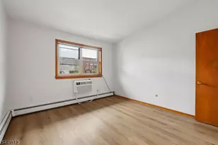 14 Hazard Pl, Elizabeth, NJ 07208 - Photo 19