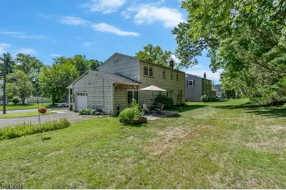 321 Ascot Ln, Bridgewater, NJ 08807 - Photo 3