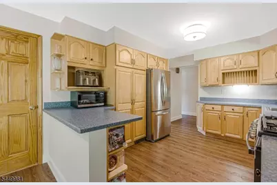 321 Ascot Ln, Bridgewater, NJ 08807 - Photo 19