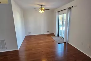 901 Reed Ct, Raritan Township, NJ 08822 - Photo 3