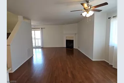 901 Reed Ct, Raritan Township, NJ 08822 - Photo 5