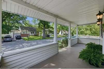 442 Riverview Dr, Totowa, NJ 07512 - Photo 7