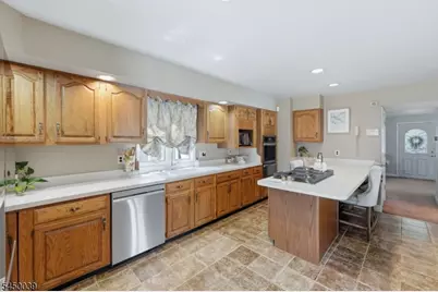 442 Riverview Dr, Totowa, NJ 07512 - Photo 13