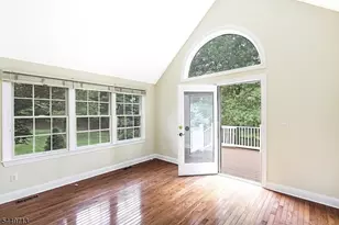 49 Georgetown Ct, Bernards Township, NJ 07920 - Photo 11