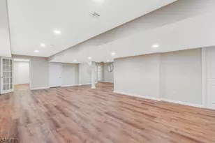 49 Georgetown Ct, Bernards Township, NJ 07920 - Photo 33
