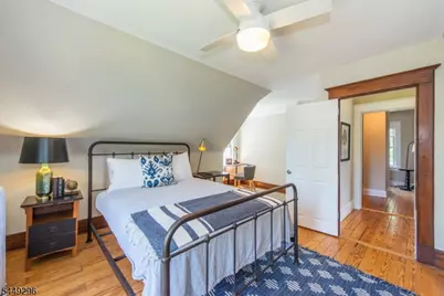 34 Montclair Ave #2, Montclair, NJ 07042 - Photo 29