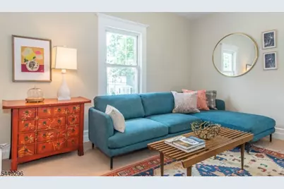 34 Montclair Ave #2, Montclair, NJ 07042 - Photo 7