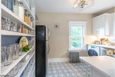 34 Montclair Ave #2, Montclair, NJ 07042 - Photo 15