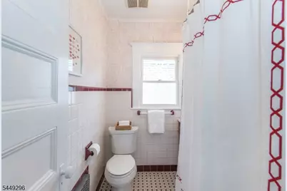 34 Montclair Ave #2, Montclair, NJ 07042 - Photo 23