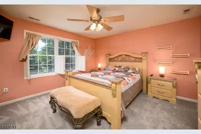 98 Remsen Ave, Woodbridge Township, NJ 07001 - Photo 21
