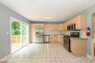 12 Pale Star Ct, Hardyston Township, NJ 07419 - Photo 15