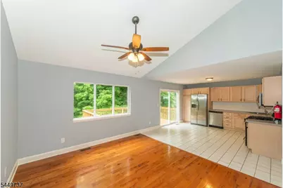 12 Pale Star Ct, Hardyston Township, NJ 07419 - Photo 15