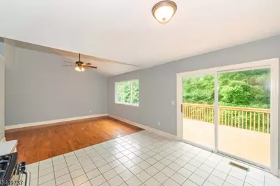 12 Pale Star Ct, Hardyston Township, NJ 07419 - Photo 13