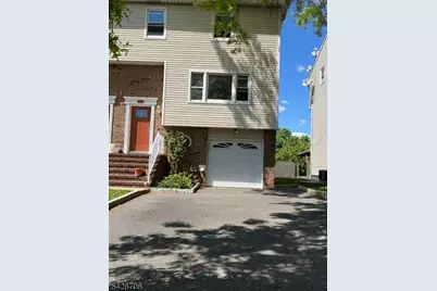 17B Garden Dr, Elmwood Park, NJ 07407 - Photo 1