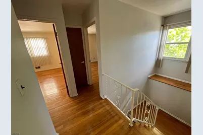 17B Garden Dr, Elmwood Park, NJ 07407 - Photo 15