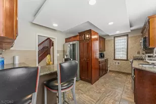 15 Putnam Pl, Clifton, NJ 07011 - Photo 9