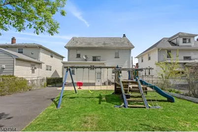 15 Putnam Pl, Clifton, NJ 07011 - Photo 35