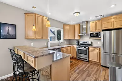 317 Ware Ct, Bound Brook, NJ 08805 - Photo 13