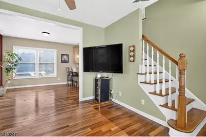 317 Ware Ct, Bound Brook, NJ 08805 - Photo 9