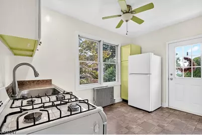 317 Ware Ct, Bound Brook, NJ 08805 - Photo 23