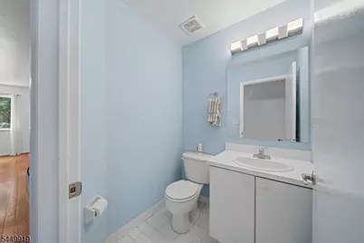30 Sundance Ter, Hardyston Township, NJ 07419 - Photo 7