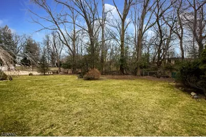 1129 Corrinne Ter, Mountainside, NJ 07092 - Photo 15