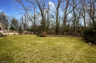 1129 Corrinne Terrace, Mountainside, NJ 07092 - Photo 15