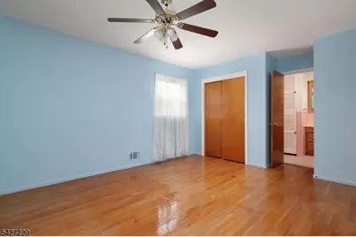 76 Harrison St, Clark Township, NJ 07066 - Photo 17