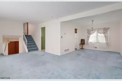 76 Harrison St, Clark Township, NJ 07066 - Photo 9