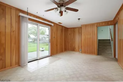 76 Harrison St, Clark Township, NJ 07066 - Photo 15