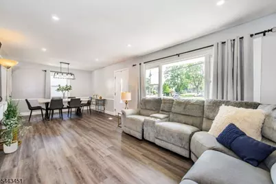 45 Karen Dr, Clifton, NJ 07013 - Photo 5